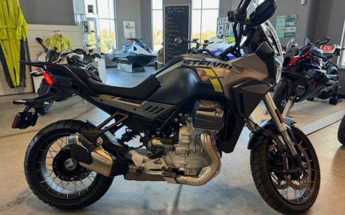2024 Moto Guzzi Stelvio NERO VULCANO