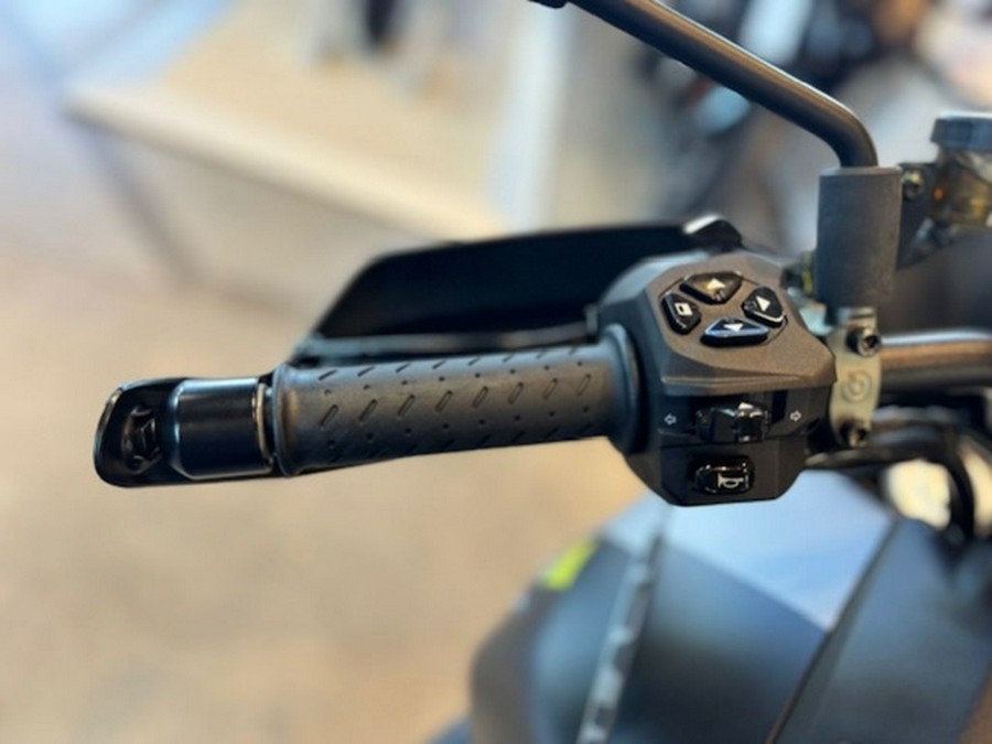 2024 Moto Guzzi Stelvio NERO VULCANO