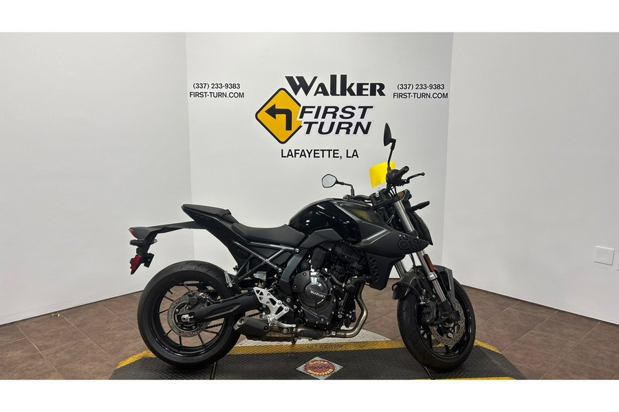2023 GSX-8S - Suzuki