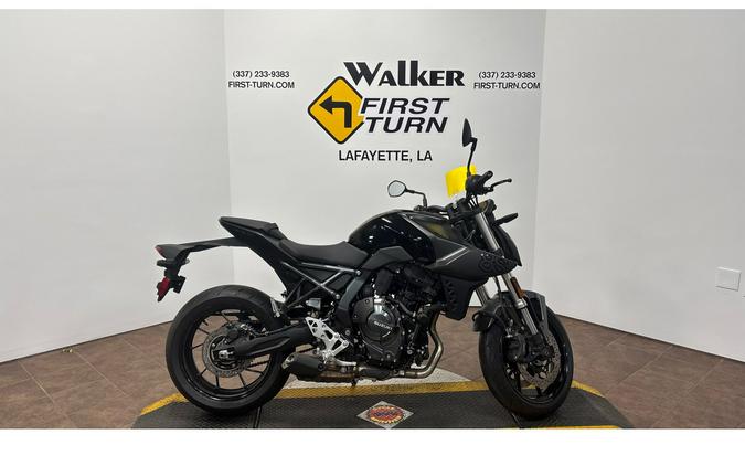 2023 GSX-8S - Suzuki