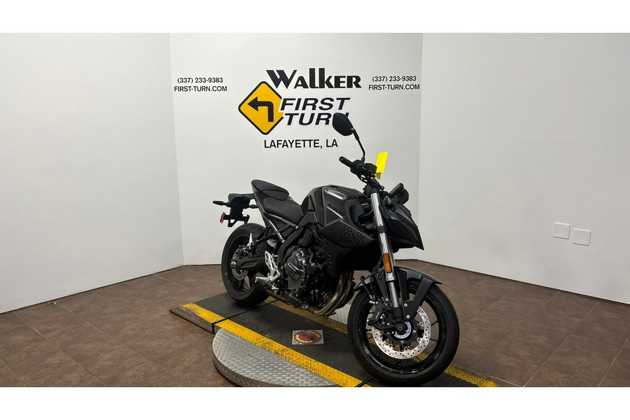 2023 GSX-8S - Suzuki
