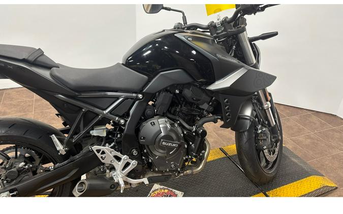 2023 GSX-8S - Suzuki
