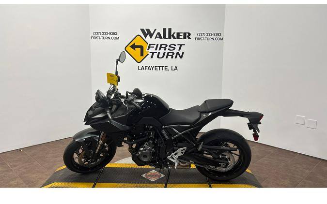 2023 GSX-8S - Suzuki