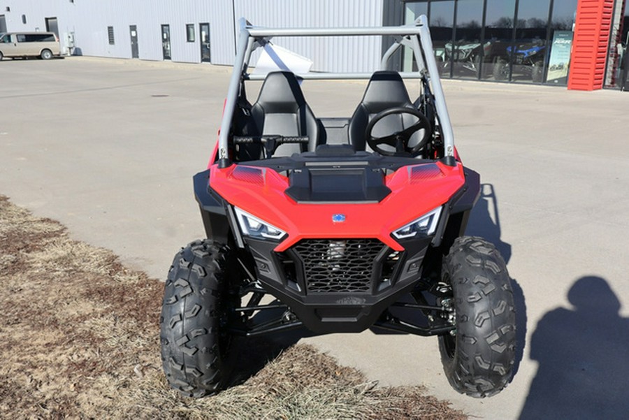 2026 Polaris RZR 200 EFI