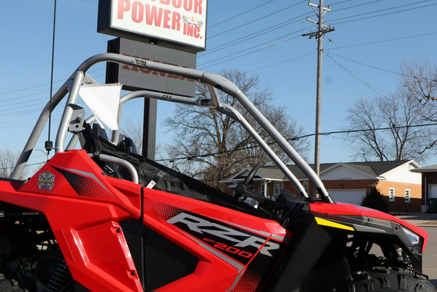 2026 Polaris RZR 200 EFI