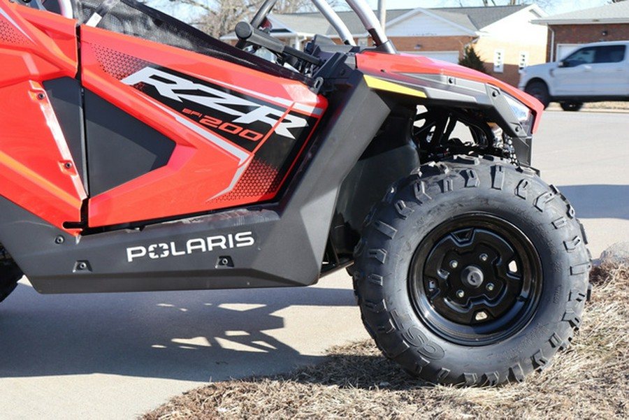 2026 Polaris RZR 200 EFI