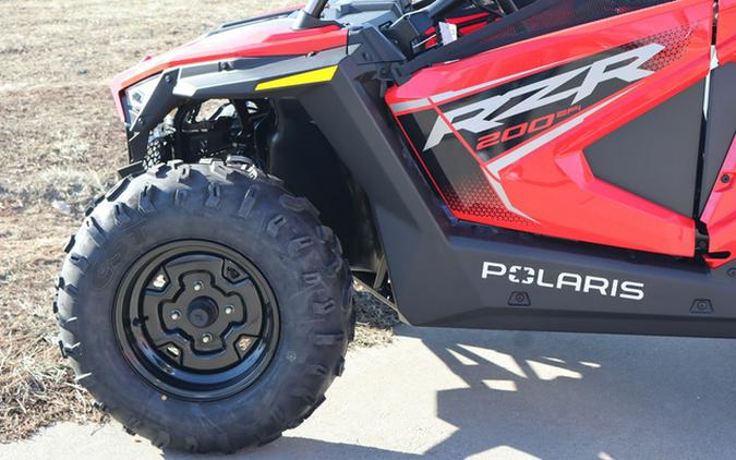 2026 Polaris RZR 200 EFI