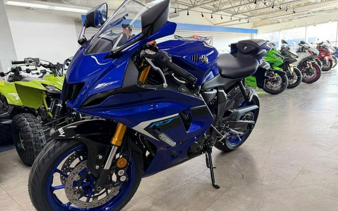 2025 Yamaha YZF-R7