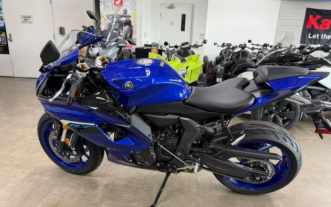 2025 Yamaha YZF-R7