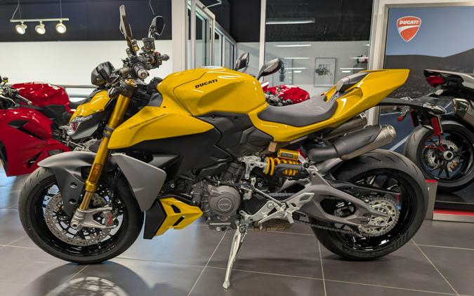 2026 Ducati STREETFIGHTER V2S