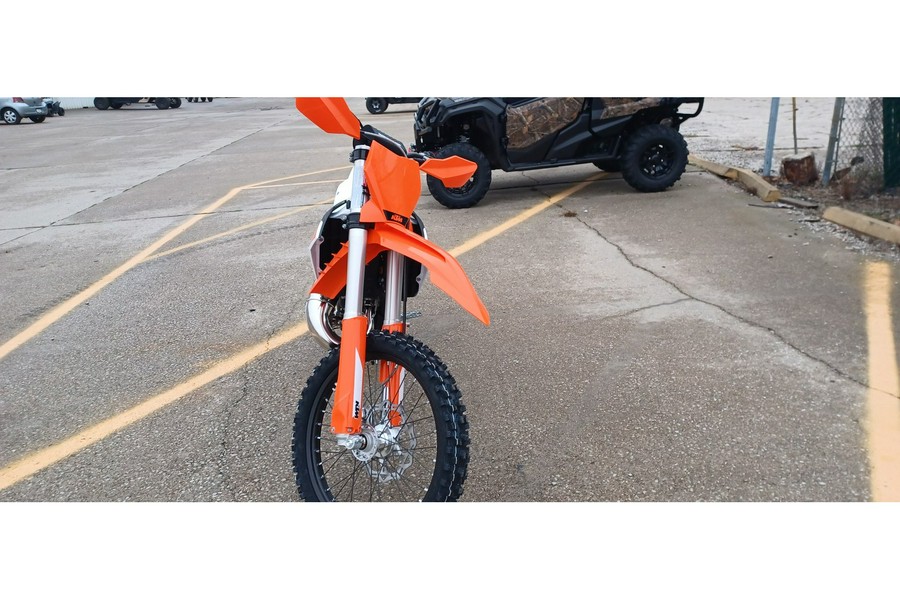 2023 KTM 125 XC