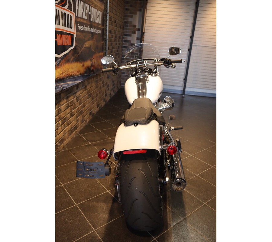 2024 Harley-Davidson Breakout 117