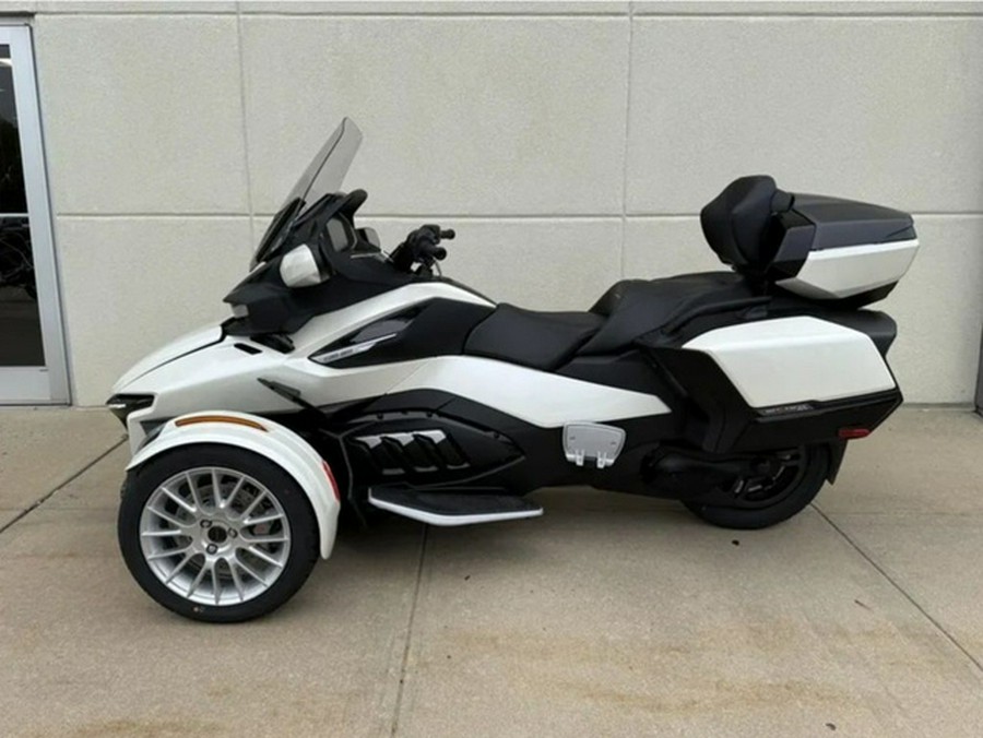 2026 Can-Am Spyder RT Limited Platine
