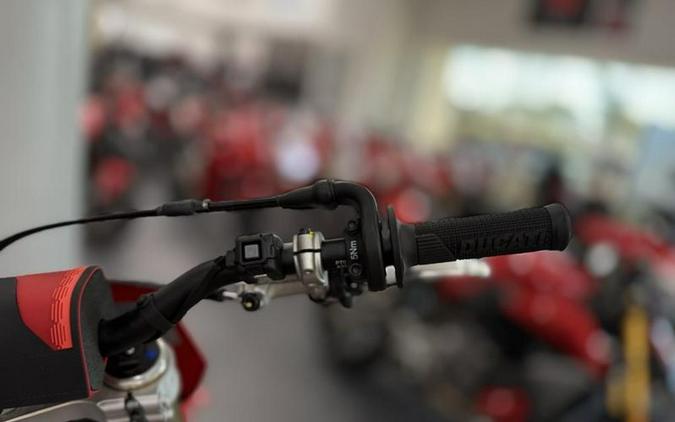 2026 Ducati Desmo450 MX