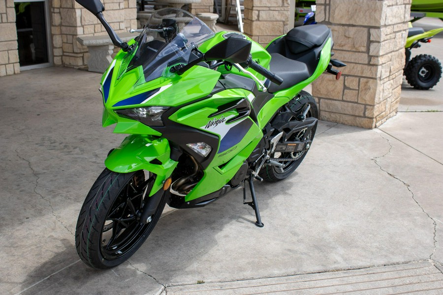 2026 KAWASAKI NINJA 500