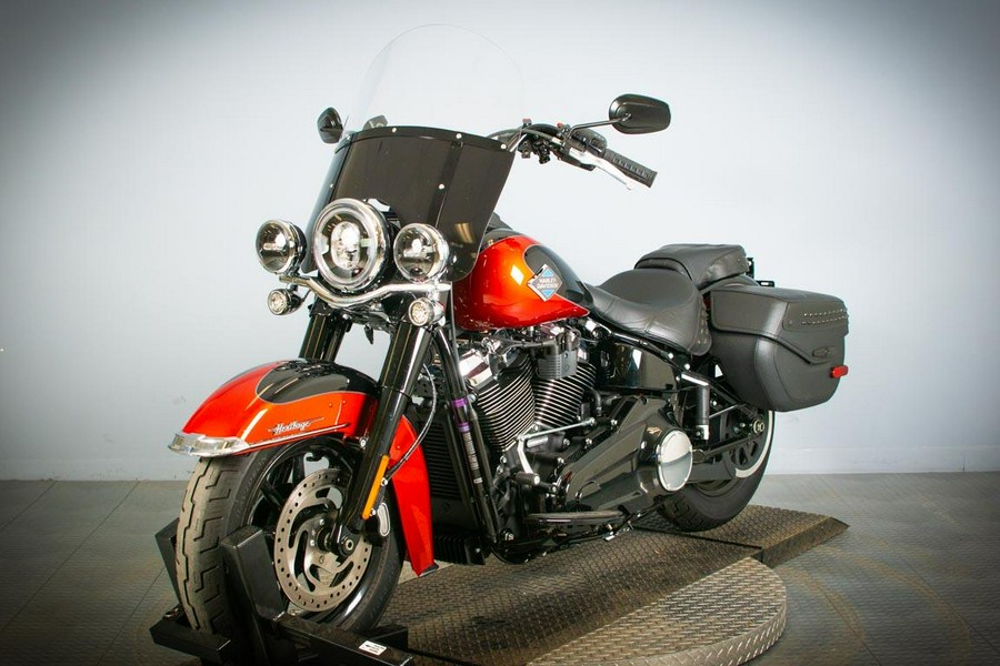 2025 Harley-Davidson Heritage Classic Whiskey Fire & Vivid Black