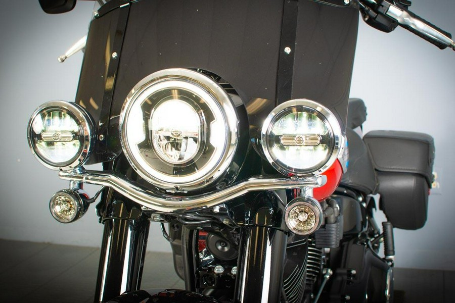 2025 Harley-Davidson Heritage Classic Whiskey Fire & Vivid Black