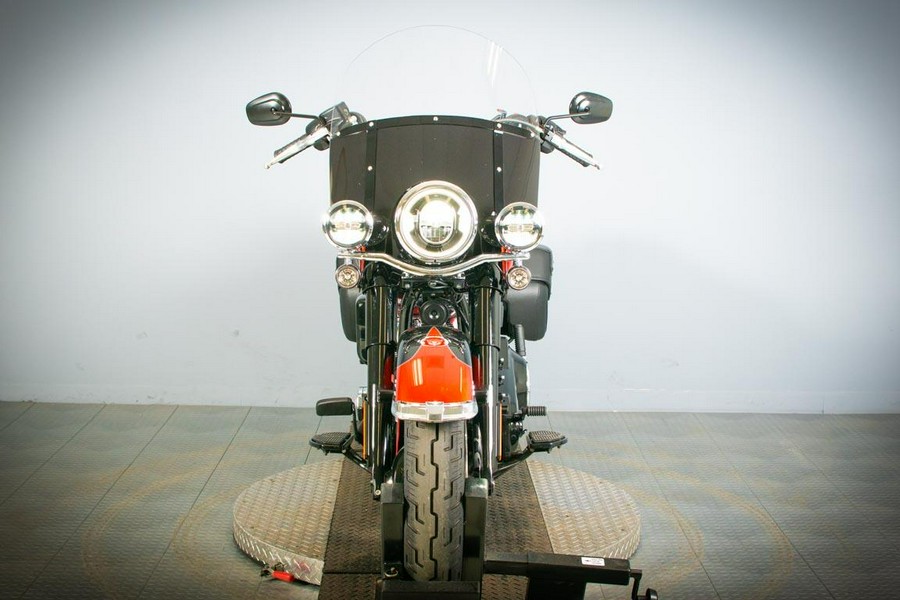 2025 Harley-Davidson Heritage Classic Whiskey Fire & Vivid Black