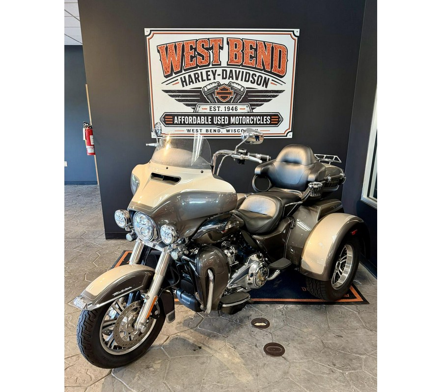 2023 Harley-Davidson Tri Glide Ultra Gray Haze/Silver Fortune