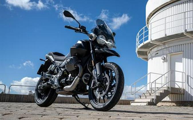 2025 Moto Guzzi V85 Strada