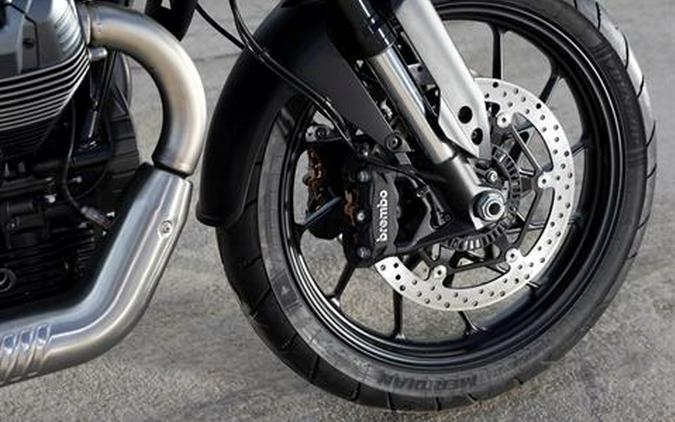 2025 Moto Guzzi V85 Strada