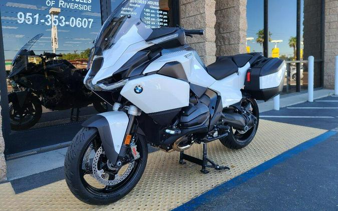 New 2026 BMW R1300RT