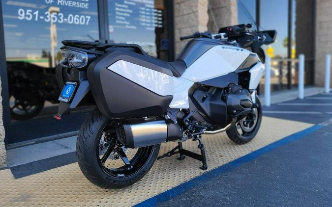 New 2026 BMW R1300RT