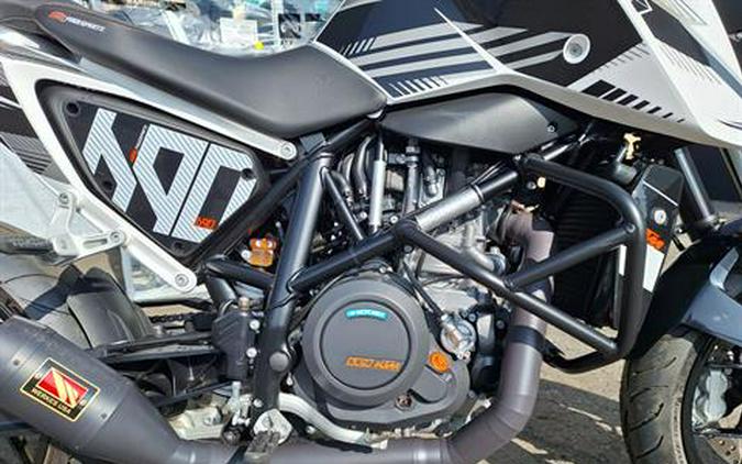 2017 KTM 690 Duke