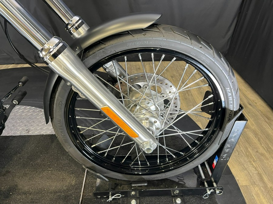 2015 Harley-Davidson Wide Glide®