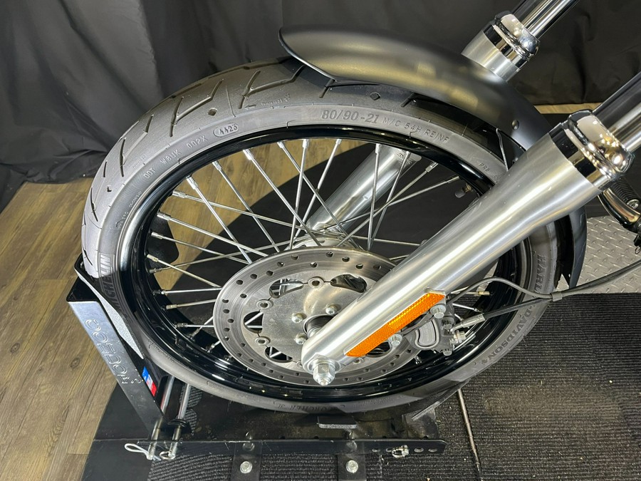 2015 Harley-Davidson Wide Glide®