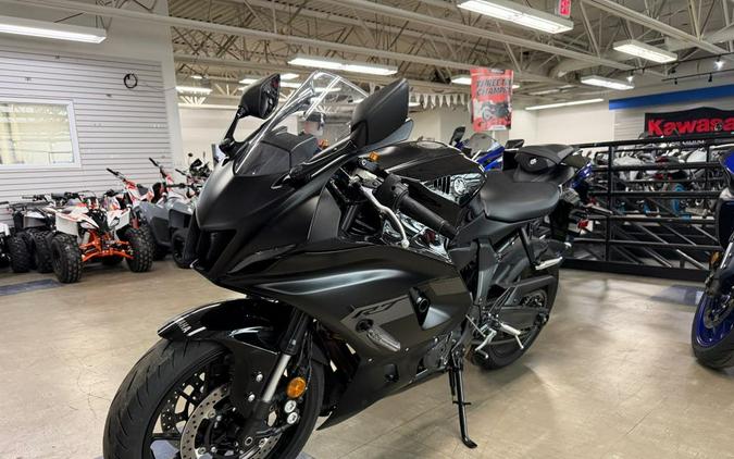 2025 Yamaha YZF-R7