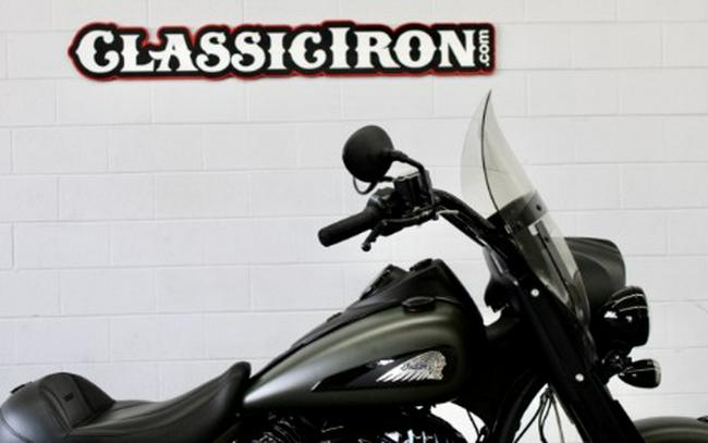 2024 Indian Motorcycle Springfield® Dark Horse®
