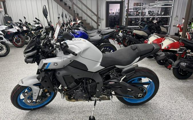 2026 Yamaha MT 10
