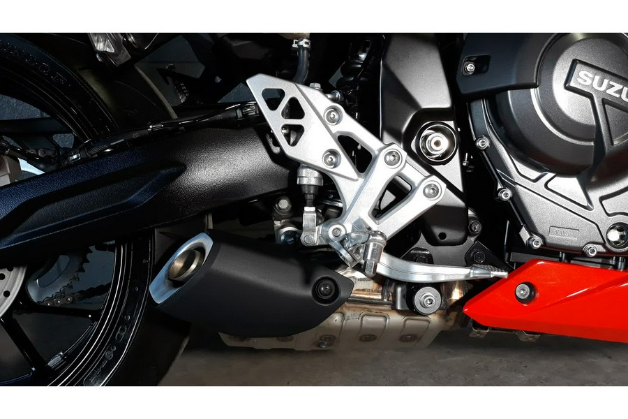 2026 GSX R8 - Suzuki