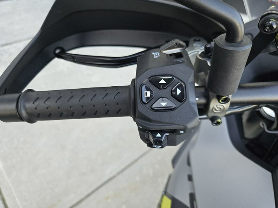 2024 Moto Guzzi Stelvio