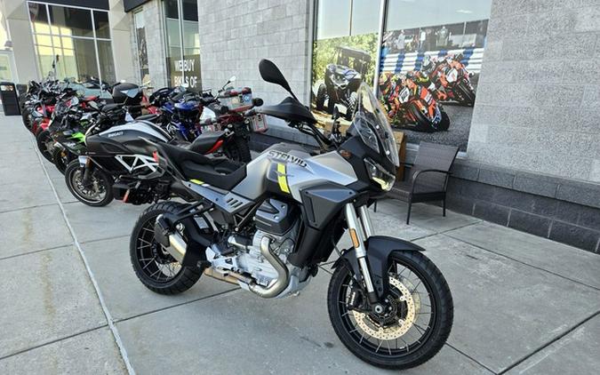 2024 Moto Guzzi Stelvio