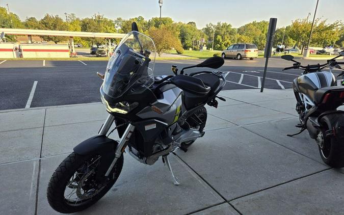 2024 Moto Guzzi Stelvio