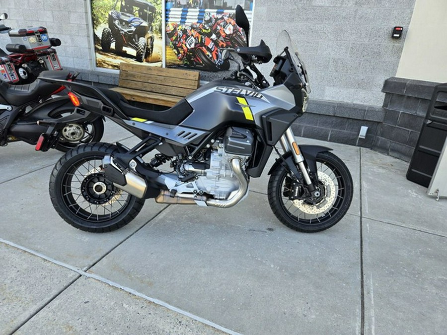 2024 Moto Guzzi Stelvio