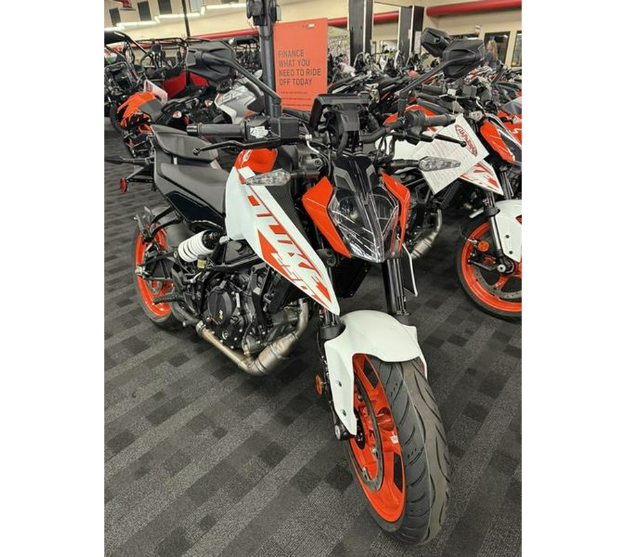 2024 KTM 250 Duke