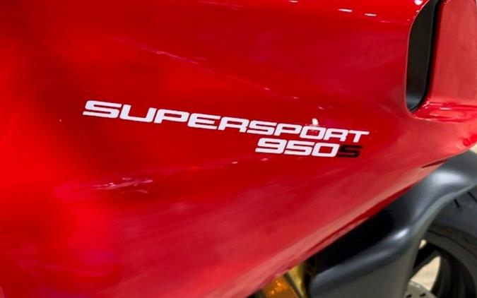 2023 Ducati SuperSport 950 S Ducati Red