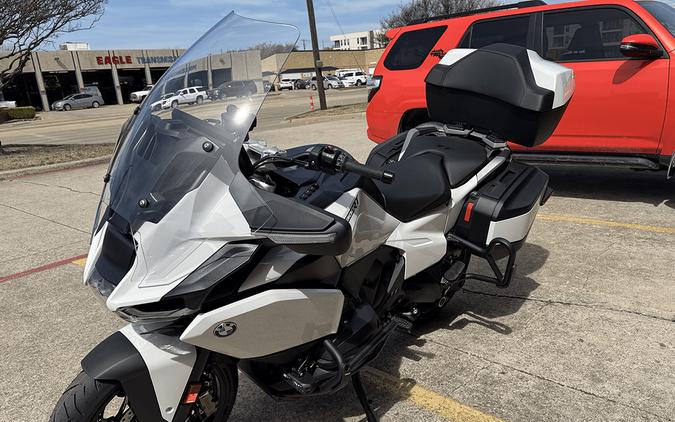 2026 BMW R 1300 RT - Automatic Shift Assistant