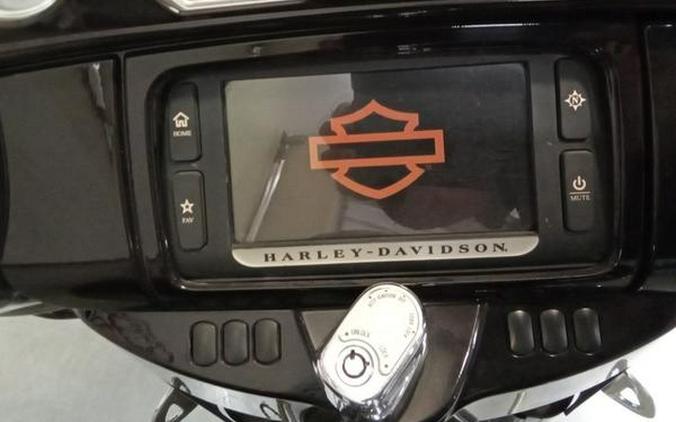 2014 Harley-Davidson® FLHXS - Street Glide® Special