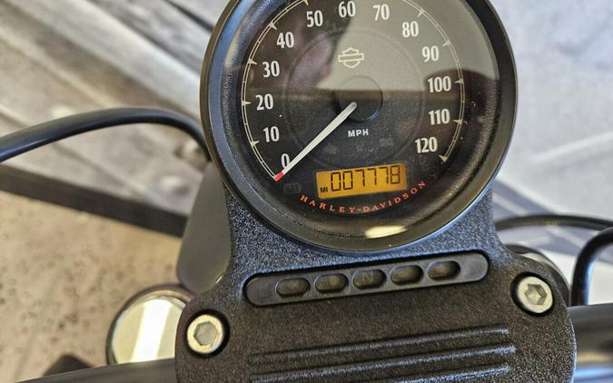 2022 Iron 883 XL 883N