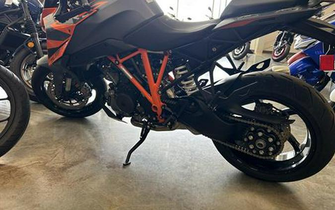 2024 KTM 1290 Super Duke GT