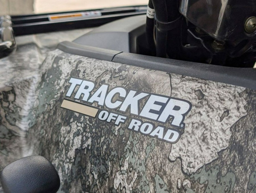 2022 TRACKER® 450 4x4