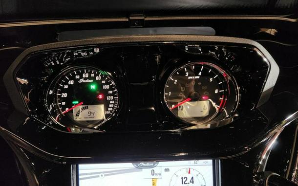 2026 Indian Pursuit Limited 112 W/Powerband Audio Cascade Gre