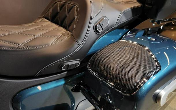 2026 Indian Pursuit Limited 112 W/Powerband Audio Cascade Gre