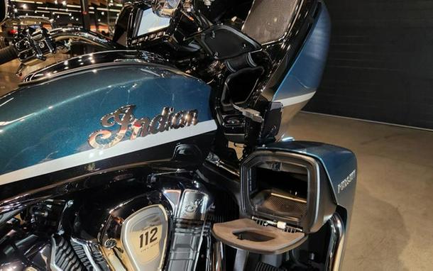 2026 Indian Pursuit Limited 112 W/Powerband Audio Cascade Gre