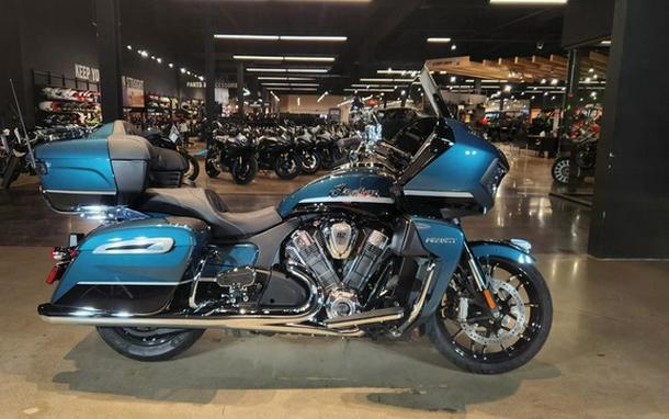 2026 Indian Pursuit Limited 112 W/Powerband Audio Cascade Gre