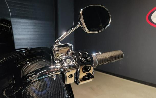 2026 Indian Pursuit Limited 112 W/Powerband Audio Cascade Gre